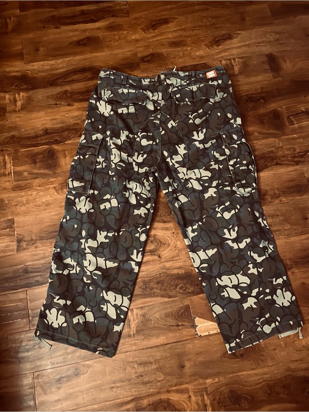 Empyre Men's Camouflage Cargo Pants - Black & Green